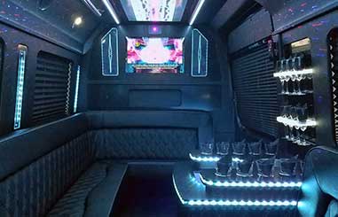 charleston-winery-tour-03 image charleston-winery-tour-03