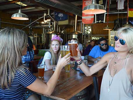 booze-n-cruise image booze-n-cruise